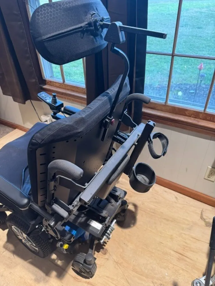 J4E HD Electric Wheelchair – Heavy Duty Power Mobility Chair